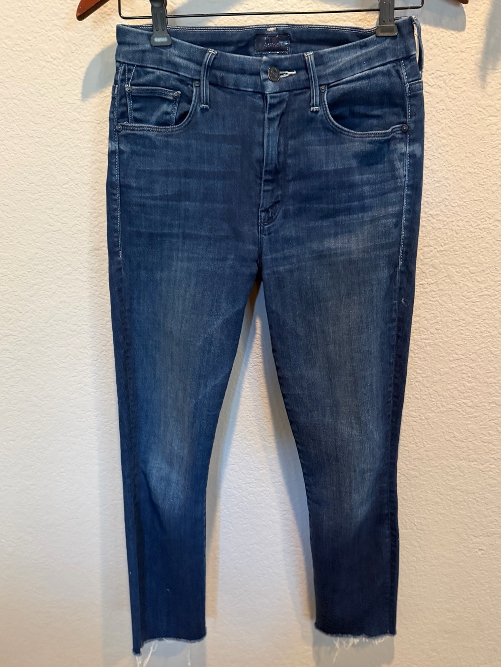 MOTHER Dark Blue Cropped Raw Hem Skinny Jeans 25